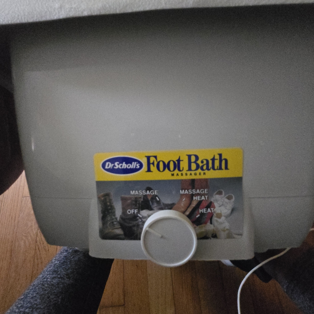 Dr. Scholl's Gray Bath Accessory Foot Soaker